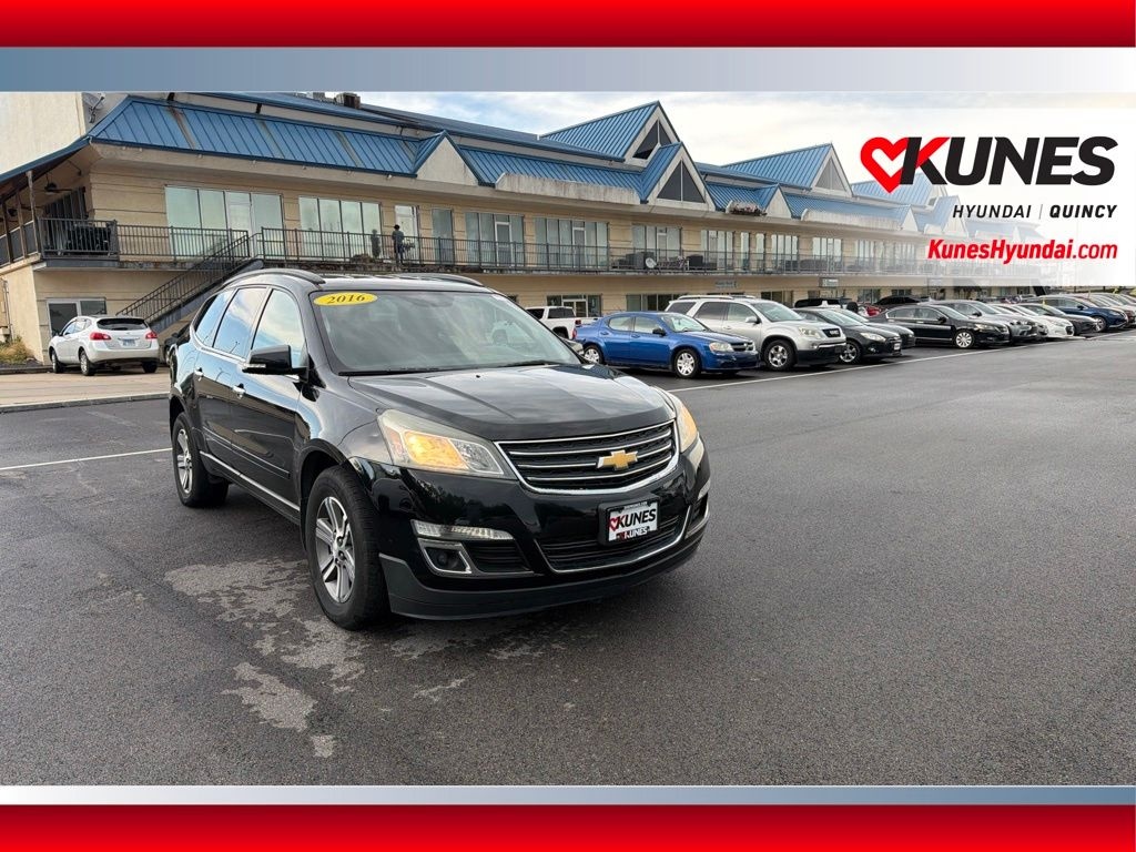 Used 2016 Chevrolet Traverse LT w/2LT SUV