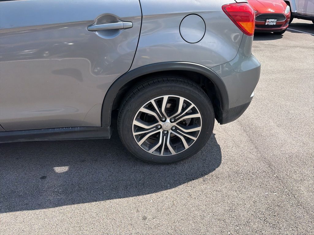 Used 2018 Mitsubishi Outlander Sport 2.4 SE CUV