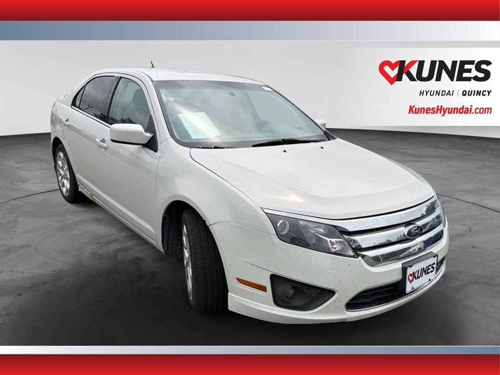 Used 2011 Ford Fusion SE Sedan