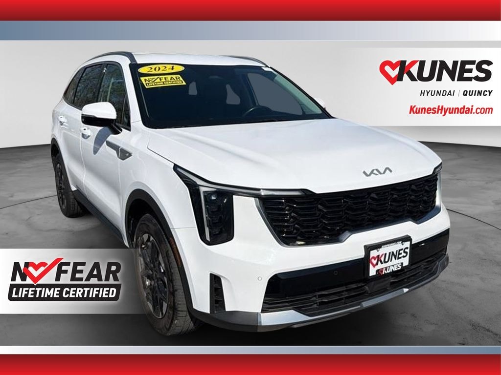 Used 2024 Kia Sorento S SUV