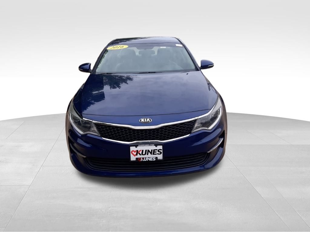 2016 Kia Optima LX Turbo photo 2