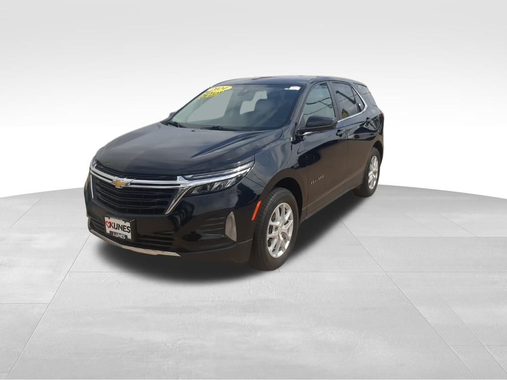 2024 Chevrolet Equinox LT photo 3