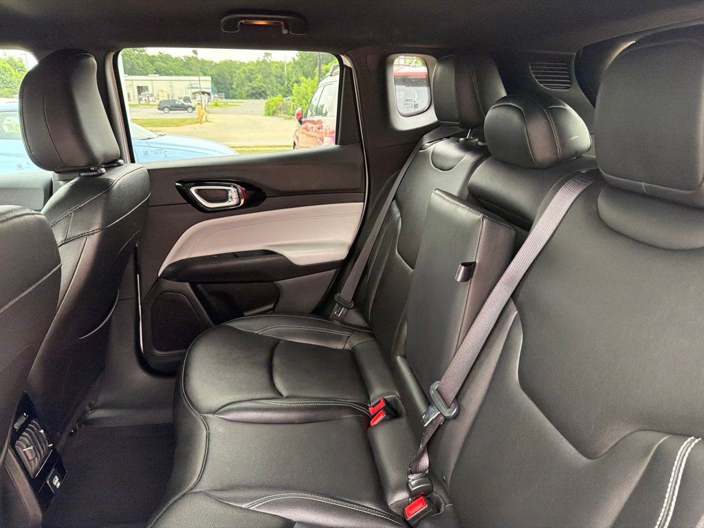 2025 Jeep Compass Limited - Photo 15