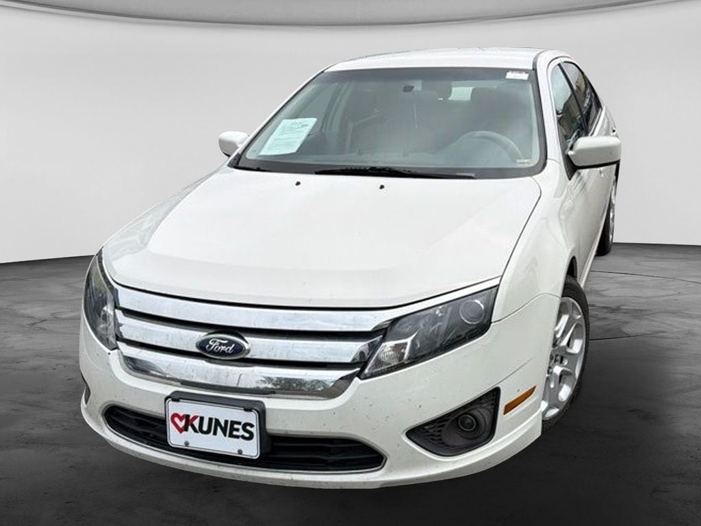 Used 2011 Ford Fusion SE Sedan