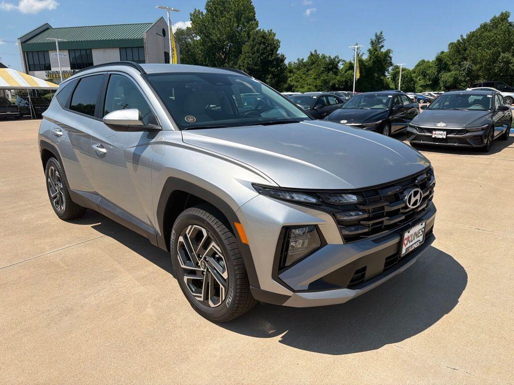 New 2026 Hyundai Tucson SEL Plus AWD SUV
