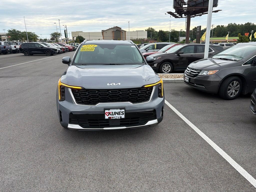 Used 2024 Kia Sorento S SUV