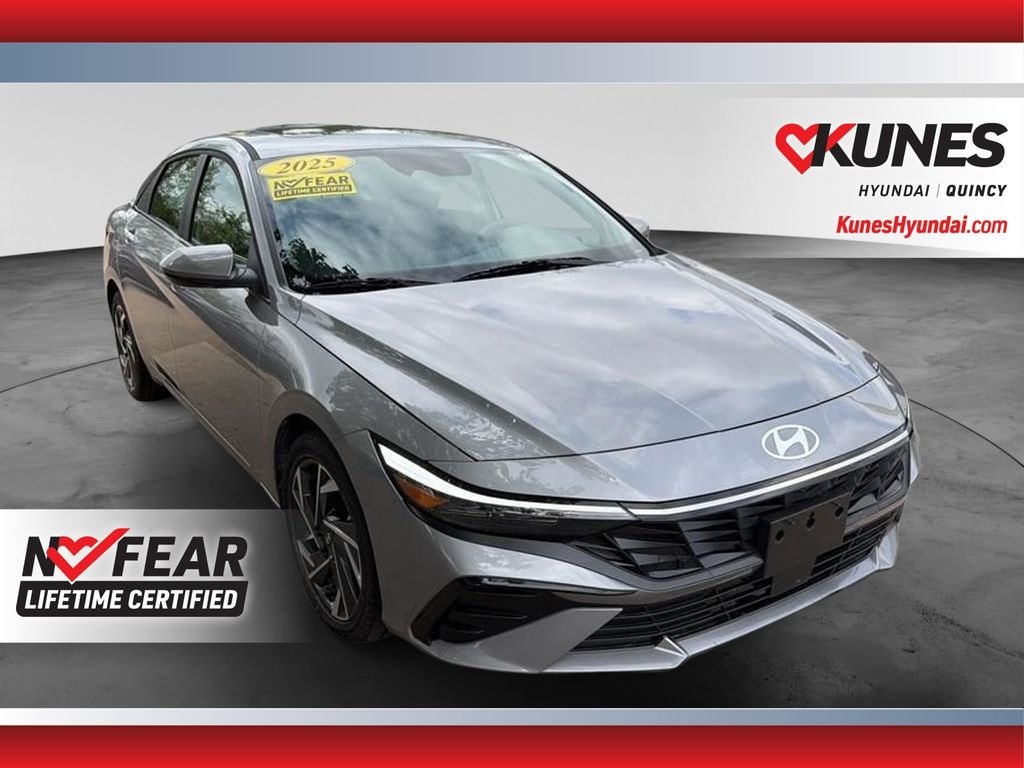 Used 2025 Hyundai Elantra SEL Convenience Sedan