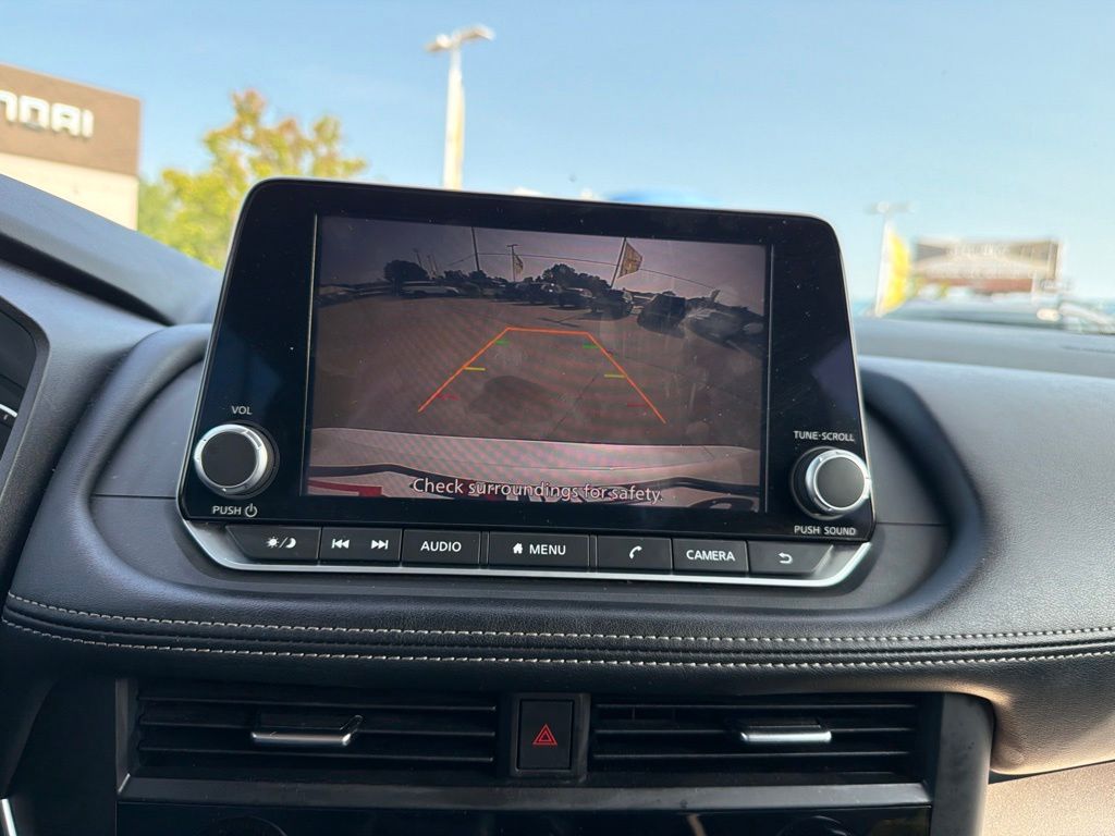 2024 Nissan Rogue SV - Photo 25