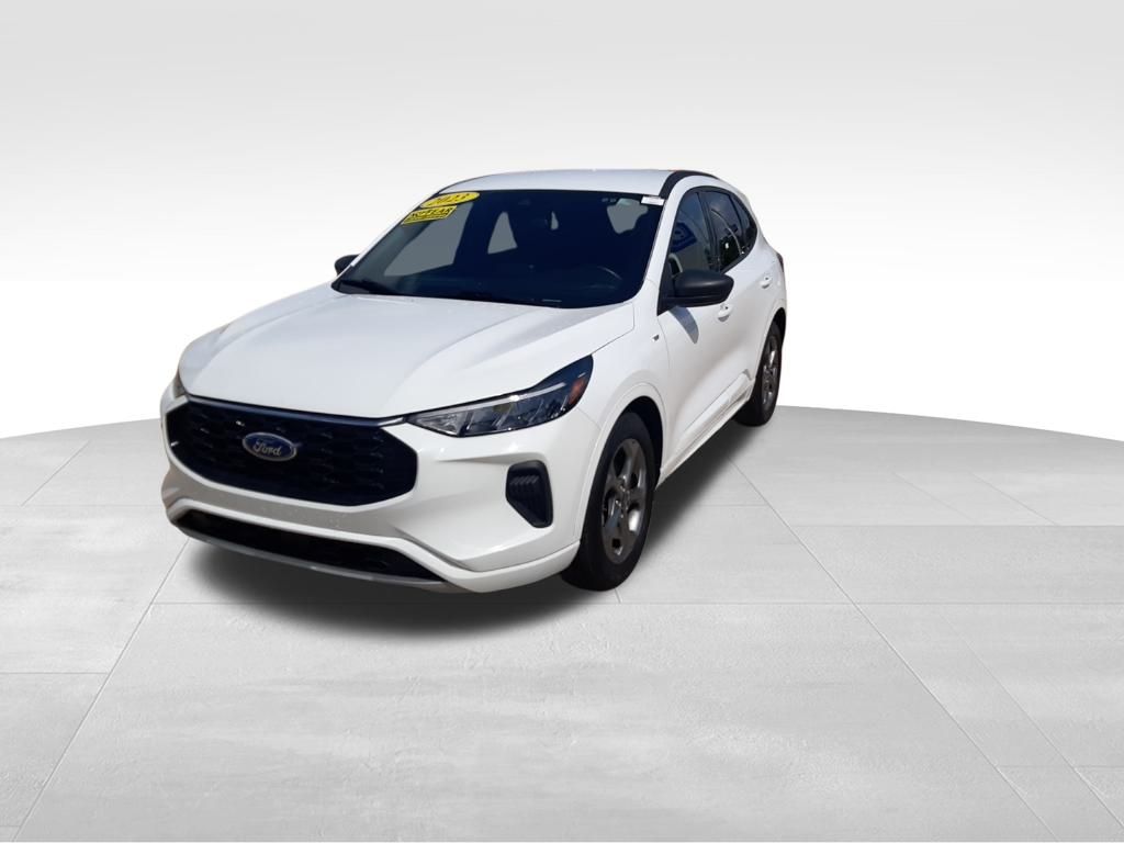 2023 Ford Escape ST-Line photo 3