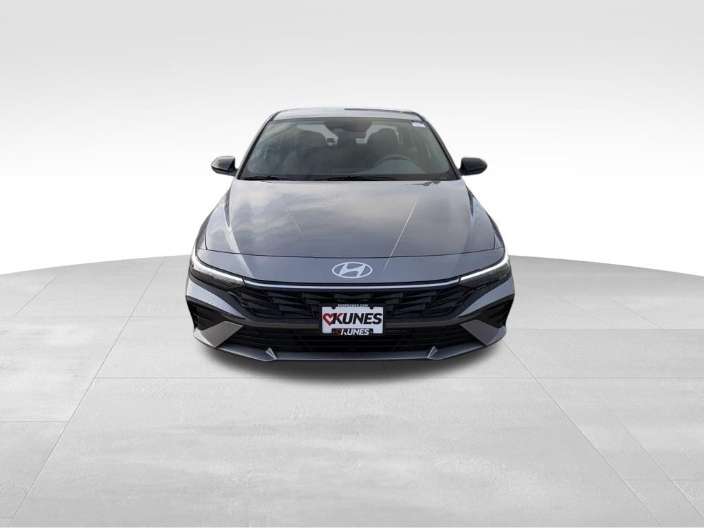 New 2026 Hyundai Elantra SEL Sport Sedan