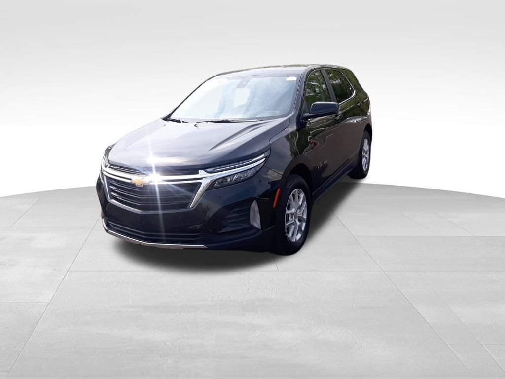 2024 Chevrolet Equinox LT photo 3