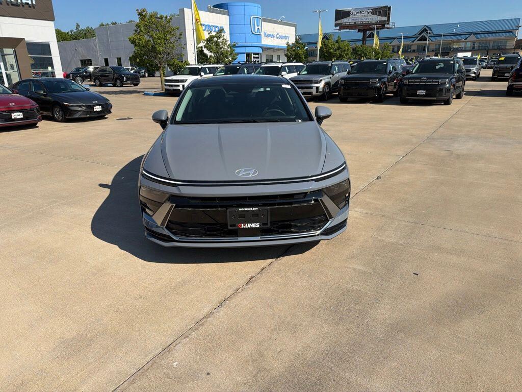 New 2026 Hyundai Sonata Hybrid SEL Sedan