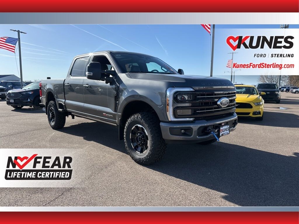New 2026 Ford F-350 Platinum Truck Crew Cab