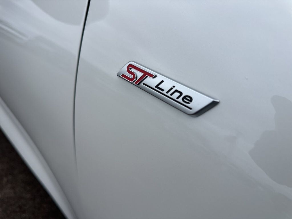 New 2026 Ford Escape ST-Line SUV