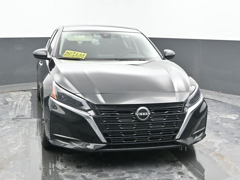 Certified 2024 Nissan Altima 2.5 SV Sedan