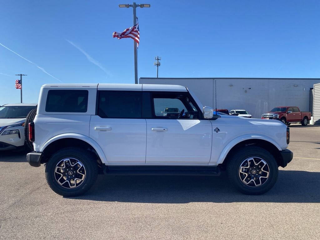 New 2025 Ford Bronco Outer Banks SUV