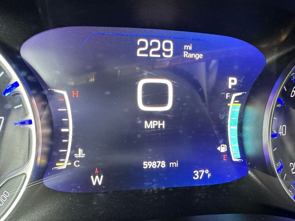 Certified 2023 Chrysler Pacifica Touring L Minivan/Van