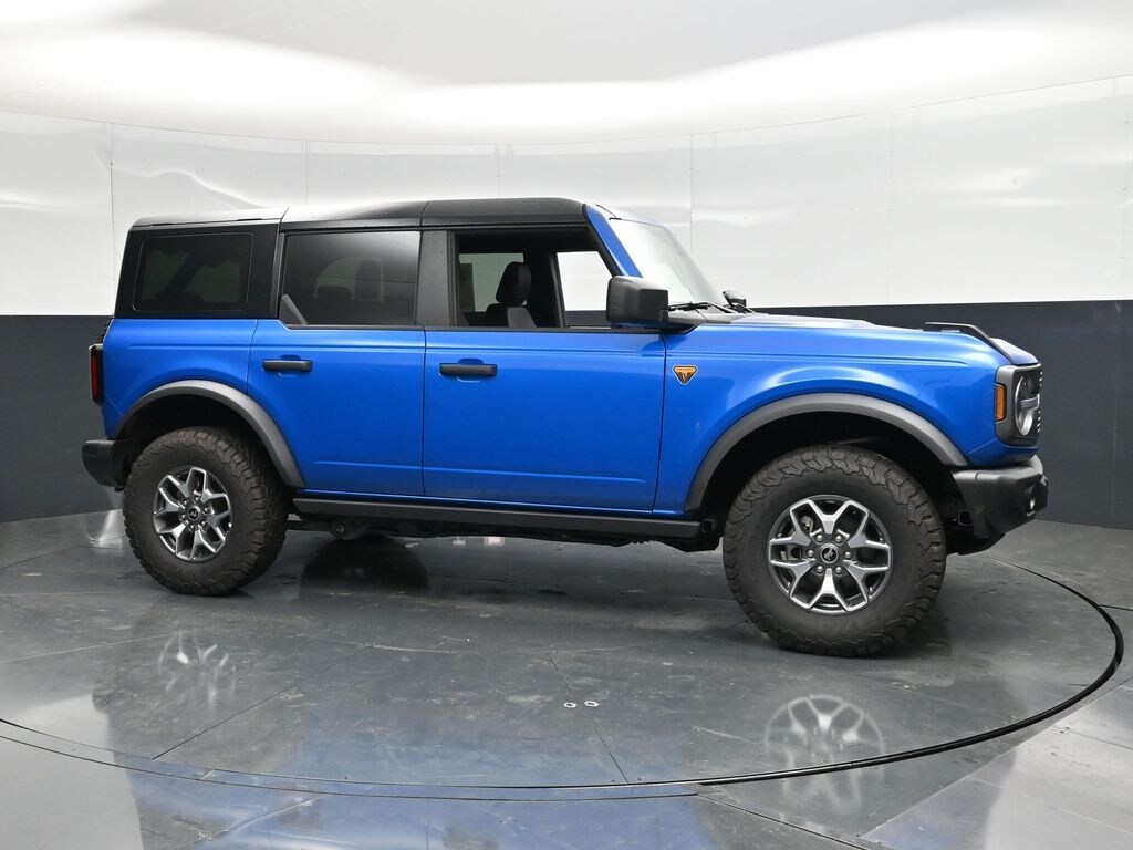 Used 2025 Ford Bronco Badlands SUV