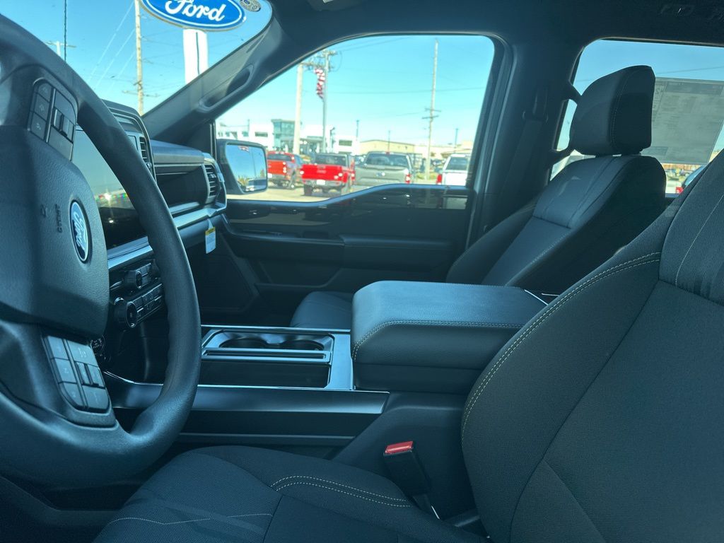 2025 Ford F-150 STX photo 3