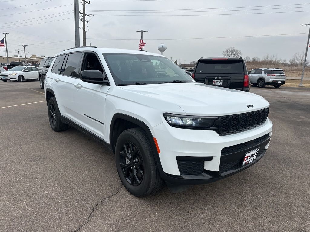 Certified 2024 Jeep Grand Cherokee L Altitude SUV