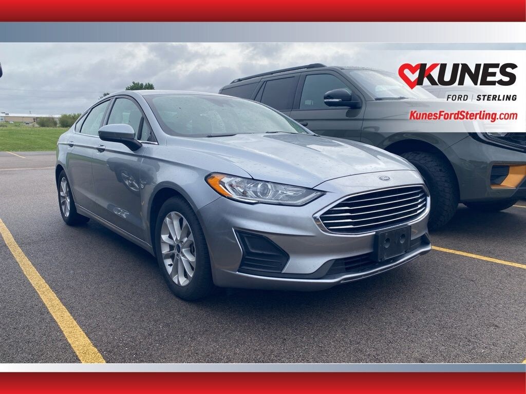 Used 2020 Ford Fusion SE Sedan