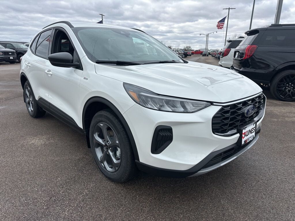 New 2026 Ford Escape ST-Line SUV