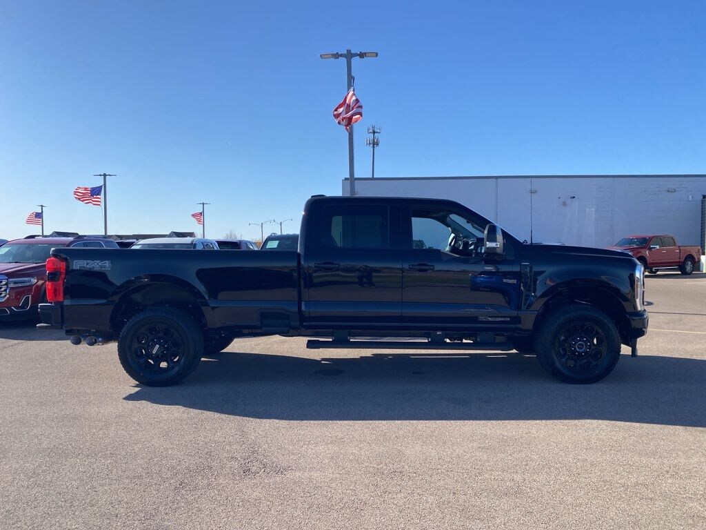 New 2026 Ford F-350 Lariat Truck Crew Cab