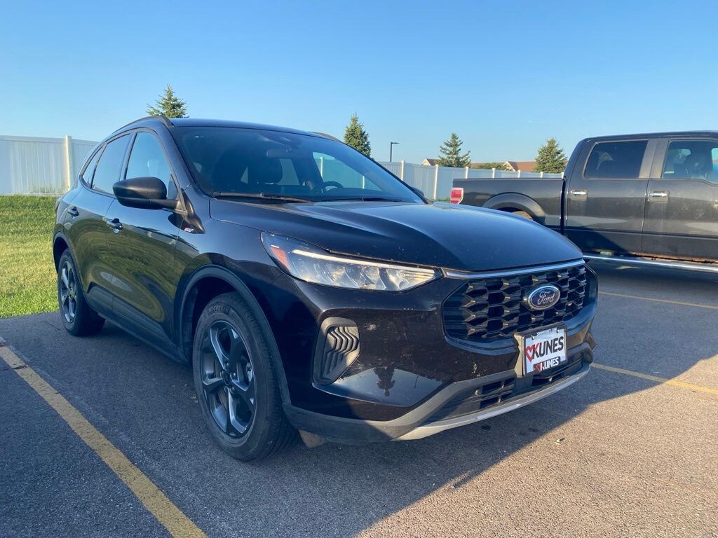 Certified 2025 Ford Escape ST-Line SUV