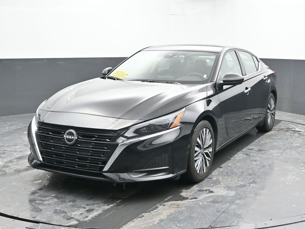 Certified 2024 Nissan Altima 2.5 SV Sedan
