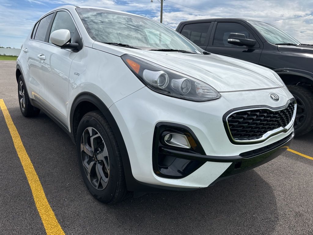 Used 2021 Kia Sportage LX with VIN KNDPMCAC9M7918422 for sale in Sterling, IL