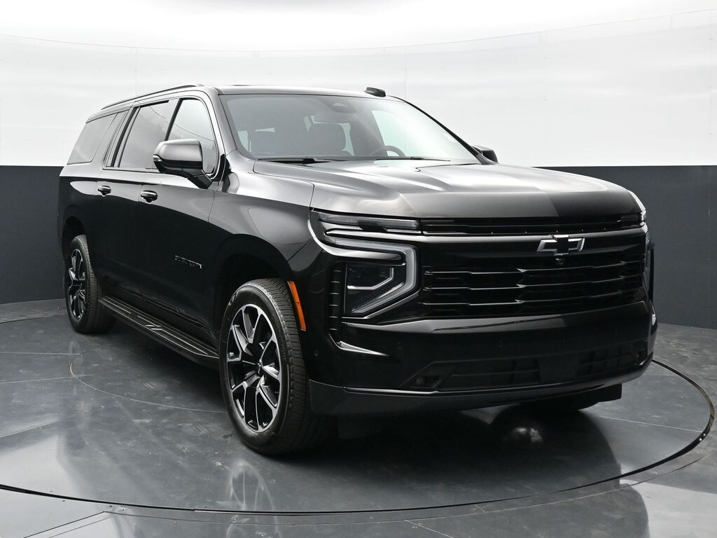 Used 2025 Chevrolet Suburban RST SUV