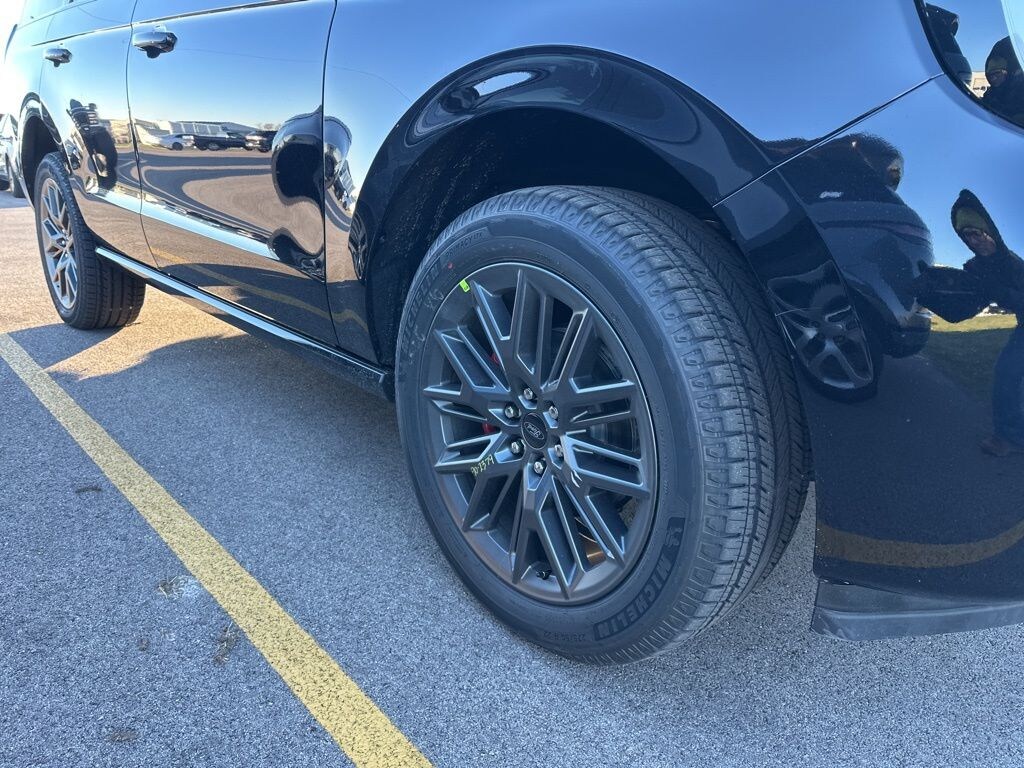 New 2025 Ford Expedition Platinum SUV