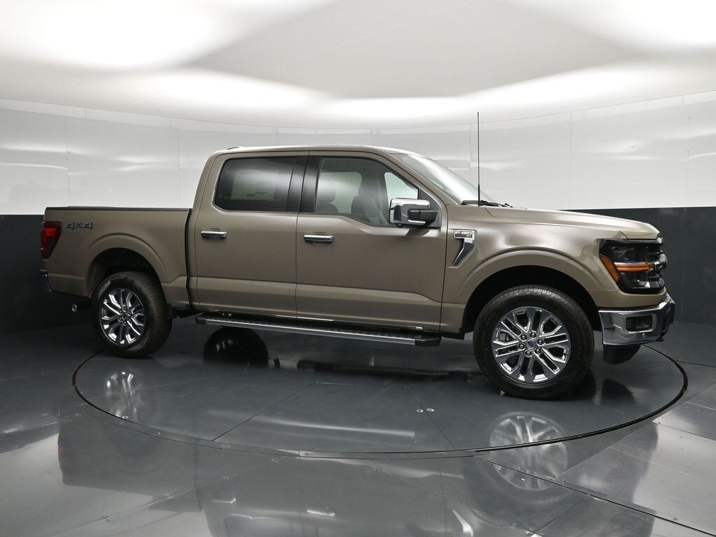 New 2026 Ford F-150 XLT Truck SuperCrew Cab
