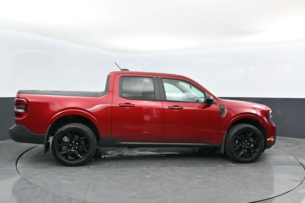 Used 2025 Ford Maverick Lariat Truck