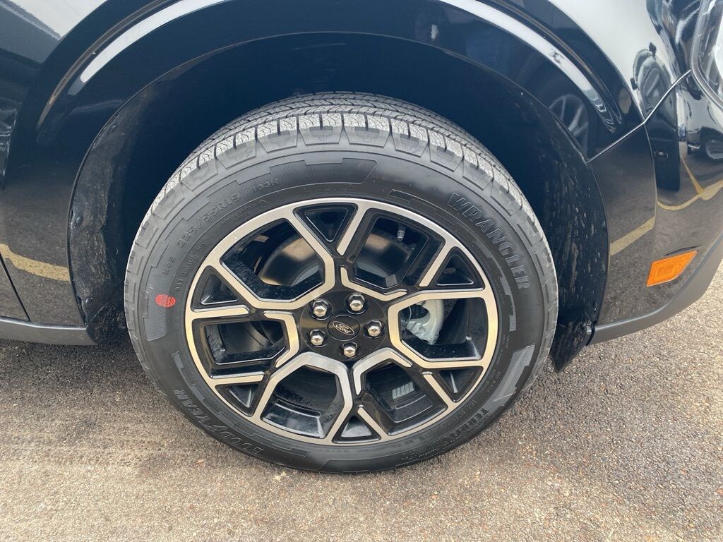 New 2026 Ford Maverick Lariat Truck SuperCrew