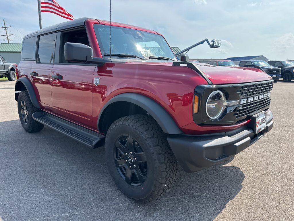 2025 Ford Bronco Big Bend photo 2