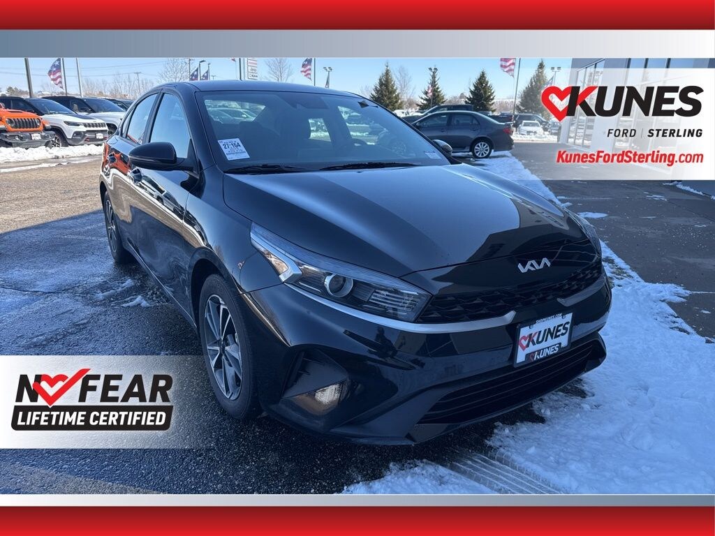 Used 2023 Kia Forte LXS Sedan