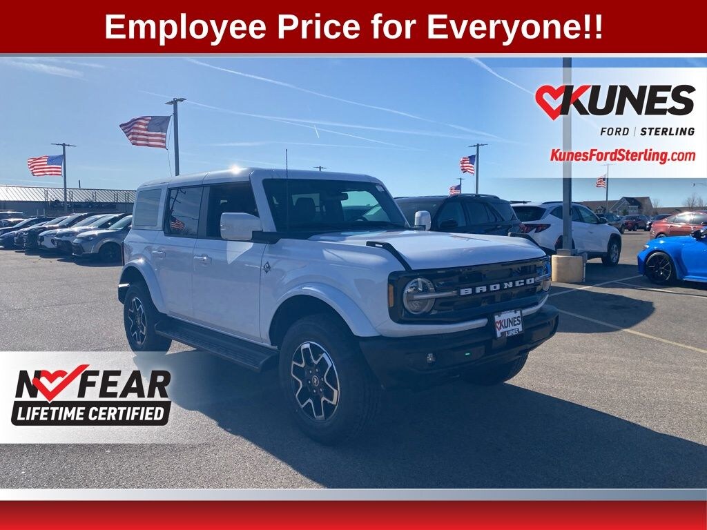 New 2025 Ford Bronco Outer Banks SUV