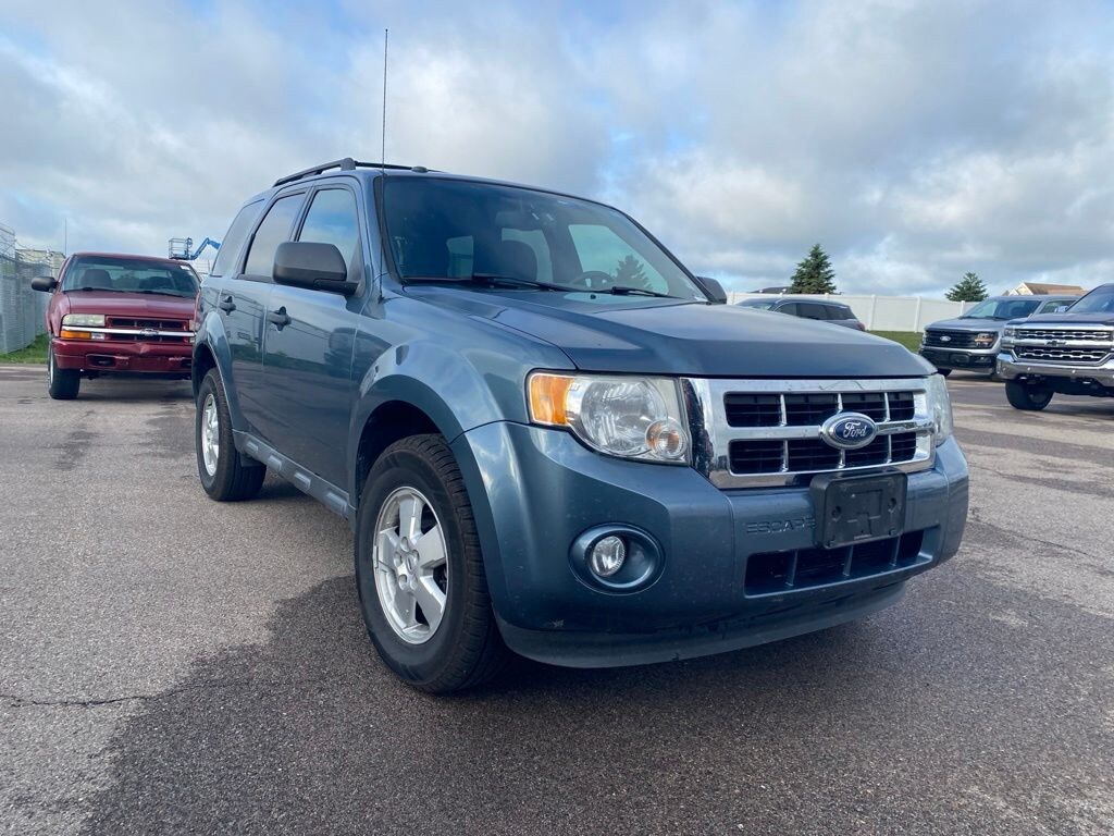 Used 2011 Ford Escape XLT SUV