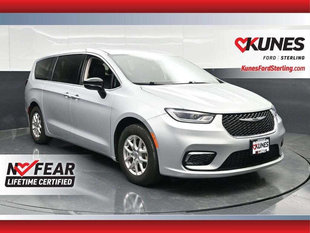 Certified 2024 Chrysler Pacifica Touring L Minivan/Van
