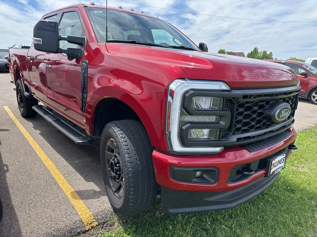 Used 2024 Ford F-250SD Lariat Truck
