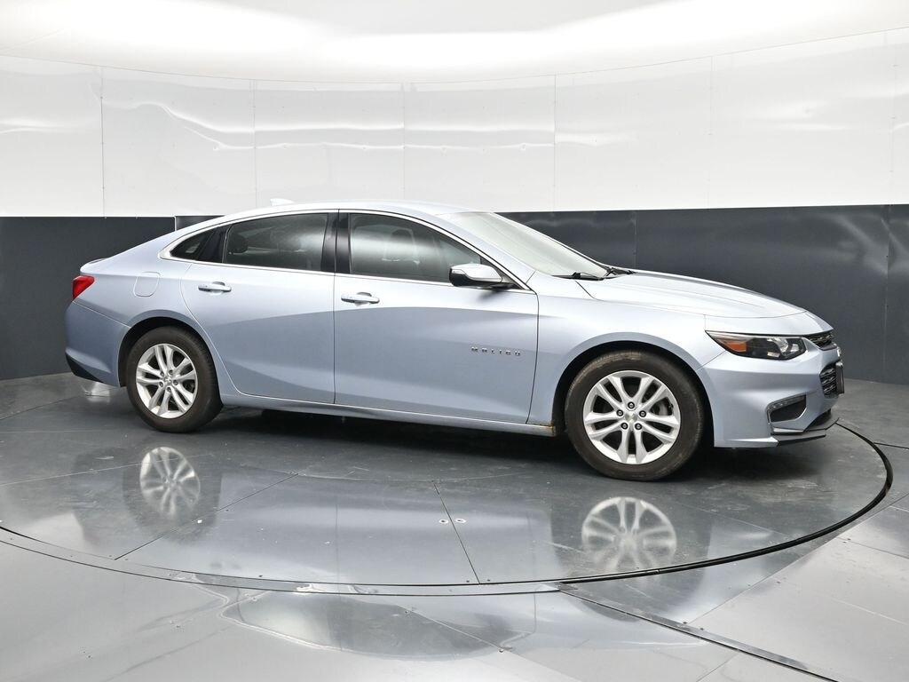 Used 2018 Chevrolet Malibu LT Sedan