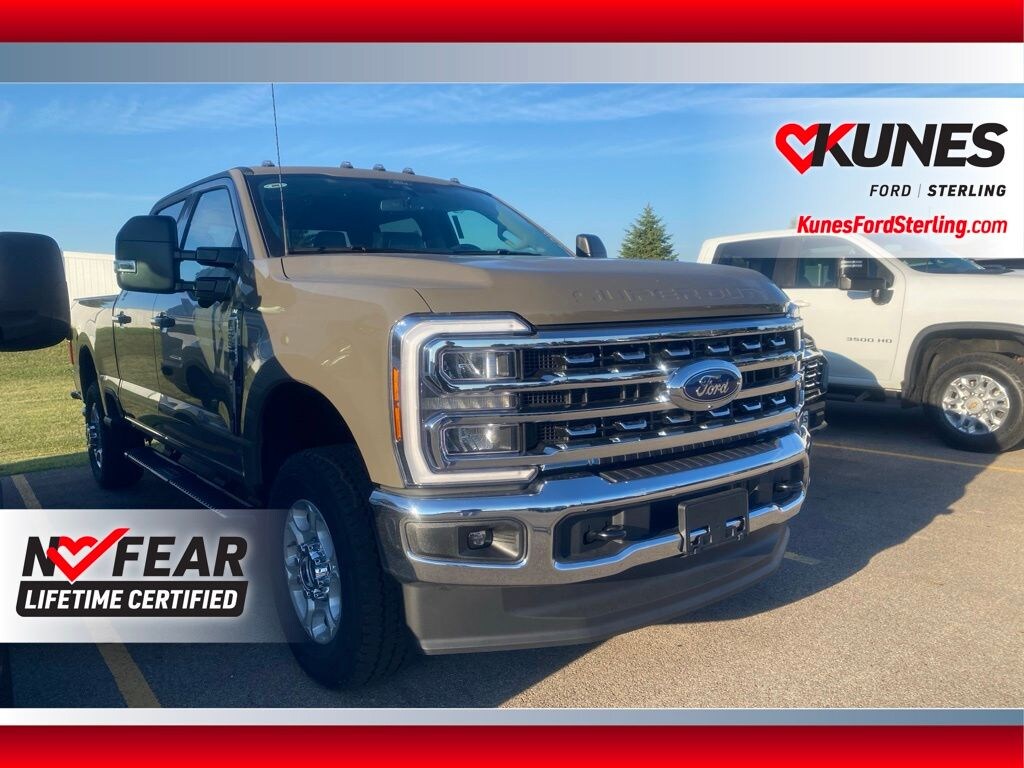 New 2026 Ford F-250 XLT Truck Crew Cab