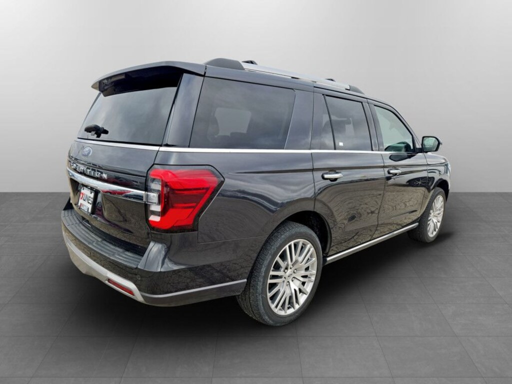 Used 2024 Ford Expedition Limited SUV