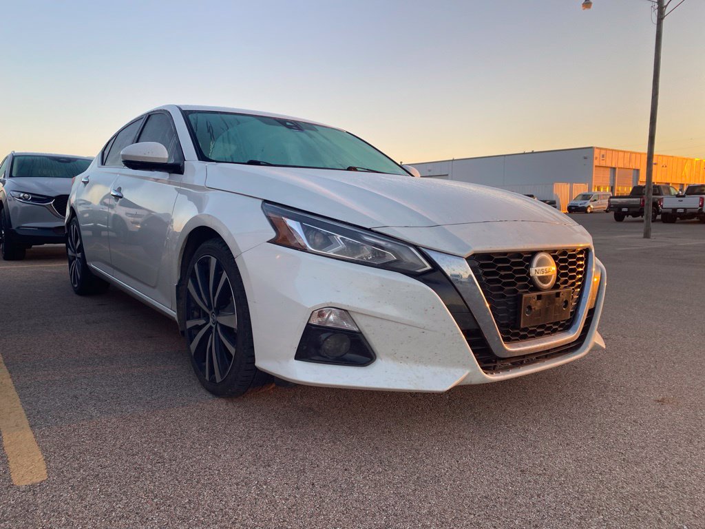 Used 2021 Nissan Altima 2.5 Platinum Sedan