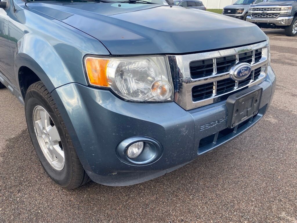 Used 2011 Ford Escape XLT SUV