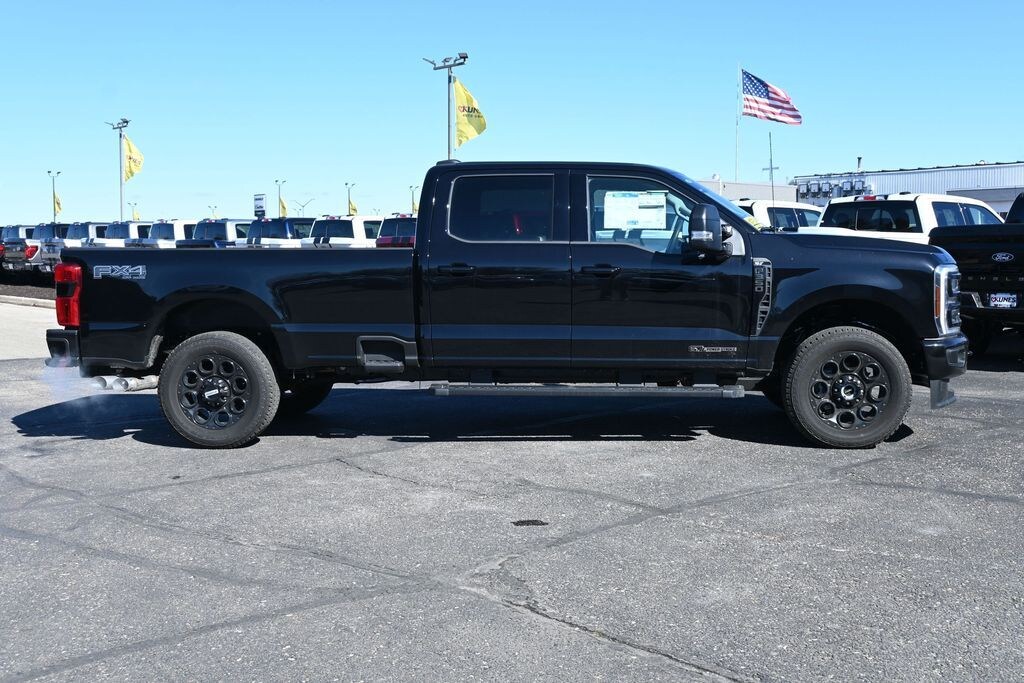 New 2026 Ford F-350 XLT Truck Crew Cab