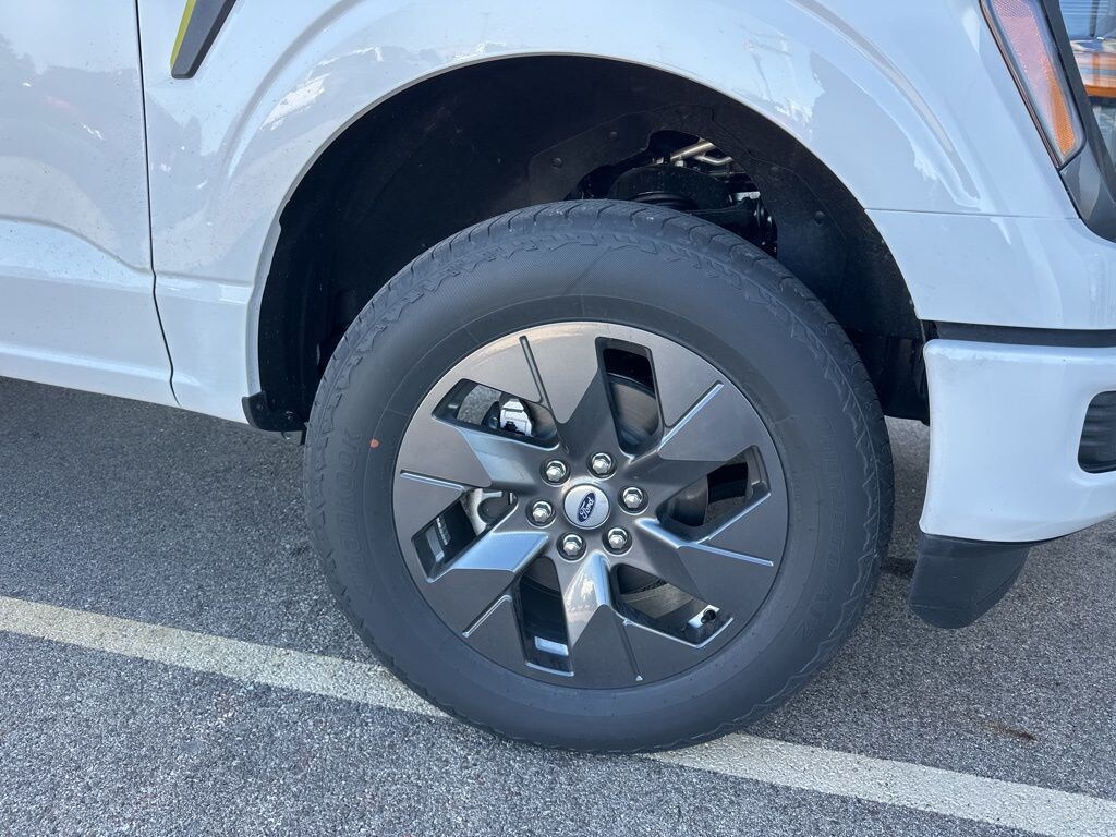 New 2025 Ford F-150 STX Truck SuperCrew Cab