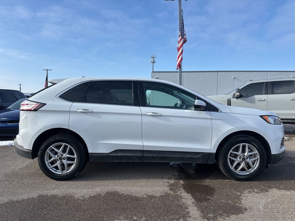 Used 2024 Ford Edge SEL SUV