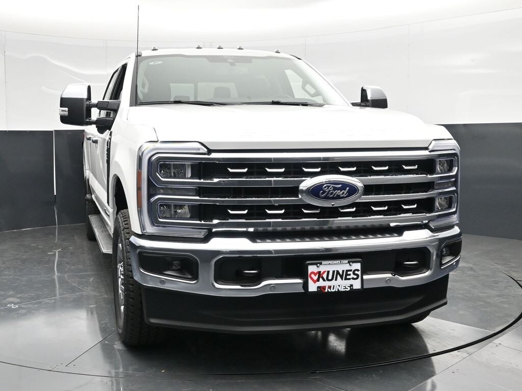 New 2026 Ford F-250 Lariat Truck Crew Cab